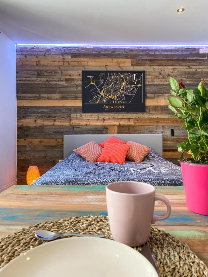 אנטוורפן Suite City Center In Quiet Street & Airco מראה חיצוני תמונה