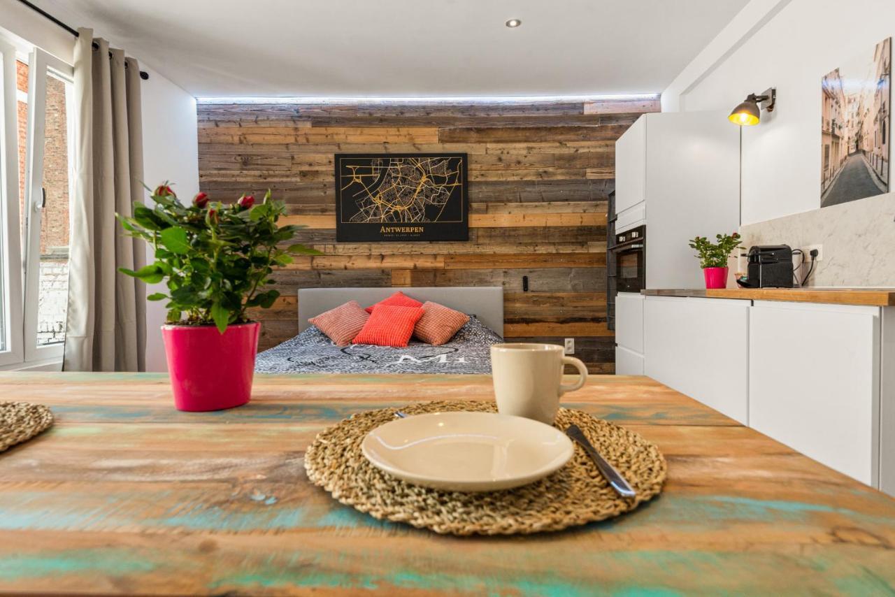אנטוורפן Suite City Center In Quiet Street & Airco מראה חיצוני תמונה